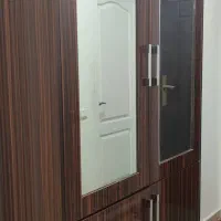 جاکفشی و آویز لباس