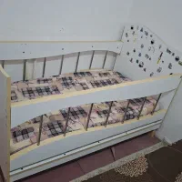 تخت خواب کودک و نوجوان و پاتختی