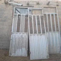 درب پارکینک یا انباری یا مغازه|مصالح و تجهیزات ساختمان|خنداب, |دیوار