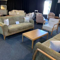 ست مبل 7 نفره- گنجه-میز عسلی کد۷۷