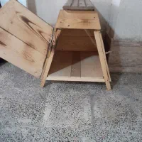 لونه سگ با چوب نراد جادار ومحکم وسالم