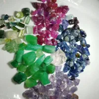 الماس یاقوت زمرد|جواهرات|مشهد, هفت تیر (حافظ)|دیوار