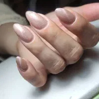 خدمات کاشت و طراحی ناخن|خدمات آرایشگری و زیبایی|اصفهان, الهیه|دیوار