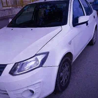 ساینا مدل ۹۹سفید در حد تمیز کم کار