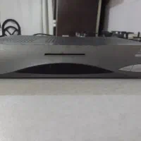 یک دستگاه گیرنده دیجیتال  قدیمی بدون کنترل