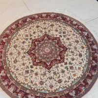 فرش  دستبافت دایره ۱/۵در۱/۵. تقی‌زاده.  ۵۰رج