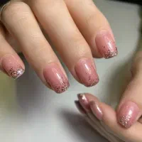 کاشت ناخن وترمیم کیانشهر|خدمات آرایشگری و زیبایی|اهواز, کیانشهر|دیوار