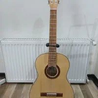 گیتار مدل MV4
