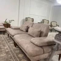 مبل راحتی در حد نو