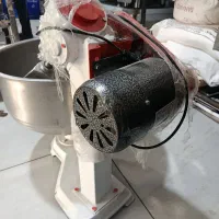 دستگاه های نانوایی خمیرگیر خمیر پهن کن|فروشگاه و مغازه|تبریز, |دیوار