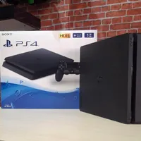 playstation 4 slim با دسته اصلی