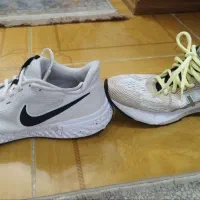 کتونی استوک مارک