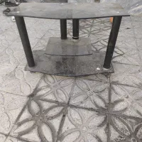 میز تلویزیون شیشه ای