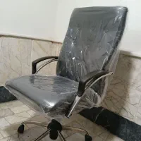 صندلی گردان اداری مدیریتی نو