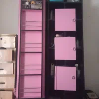 کمد رخت آویز و جاکتابی همراه با. کشو جالباسی