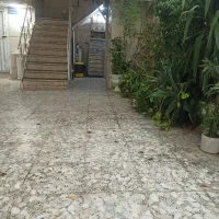 نیروی خدمه مرد برای مدرسه