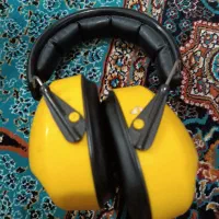 گوشی صدا گیر