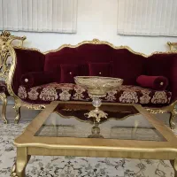 مبلمان و میزناهار خوری و ویترین و میزبار