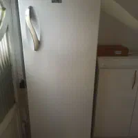 یخچال متوسط