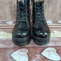 بوت دخترانه