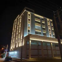 100-متر-اصلی-اتوبان-دو-نبش