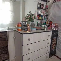تخت خواب نوجوان و بزرگسال،آینه و شمعدان، میز آرایش|تخت و سرویس خواب|تهران, آهنگران (سراسیاب دولاب)|دیوار