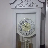 بوفه و ساعت ایستاده