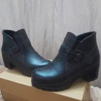 نیم بوت سایز ۳۸