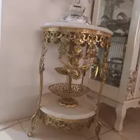 میز برنزی دو طبقه تاج دار