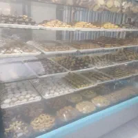 یک عدد یخچال بادو ویترین قنادی