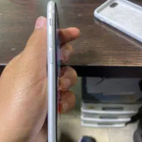 Iphone se 2020 128gb|موبایل|تهران, شیخ هادی|دیوار