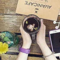 ویتر حرفه ایی  ، ویترس ، سالن کار ،|استخدام خدمات فروشگاه و رستوران|تهران, یوسف‌آباد|دیوار