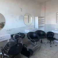 تجهیزات ارایشگاه، لوازم سالن ارایشی|آرایشگاه و سالن‌های زیبایی|کلاردشت, |دیوار