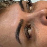 اکستنشن مژه رایگان برای مدل چشم رنگی