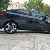 اریزو پنج عروسک بی رنگ