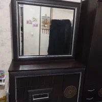 میز و آیینه