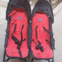 کالسکه دوقلو