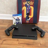کنسول ps4 دو دسته + کیف + سی دی فیفا ۲۳