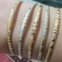 حدود ۲۰ گرم طلا مناسب سرمایه گذاری ۱۰۰ بالای تابلو|جواهرات|اشتهارد, |دیوار
