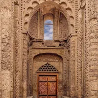 یک کارگر ساختمانی نیاز دارم