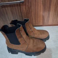 بوت و کفش و کیف پول