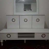 فروش یک عدد زیر الی دی و میز ارایش