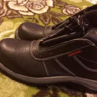 کفش ایمنی|کیف، کفش، کمربند|نوشین شهر, |دیوار