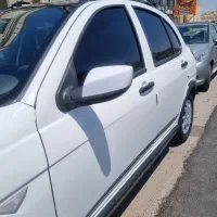 کوئیک RS سفید مشکی