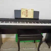 پیانو ۱۲۵یاماها