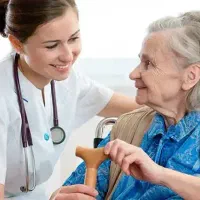 استخدام پرستار،برای نگهداری از سالمند
