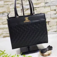 کیف دوشی بسیار شیک و جادار