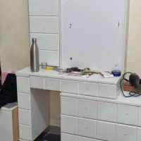 تخت ومیز ارایشی|تخت و سرویس خواب|اهواز, شهرک پیام|دیوار