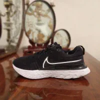 کتونی اورجینال نایک ری اکت سایز ۳۸|کیف، کفش، کمربند|تهران, زیبادشت|دیوار