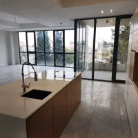 ۱۳۰متر تازه ساخت_ بهترین طبقه _ ۲پارکینگ سندی
